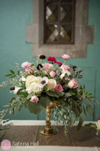 Upscale wedding flower centerpiece by the Garden by the Gate florist. Photo sabrina Hall Photography, Venue: Glenmoor County Club